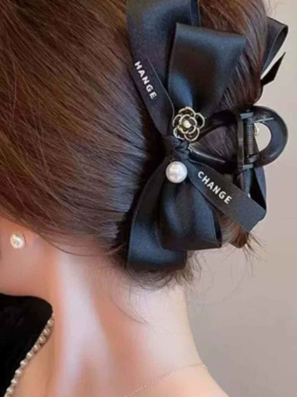 Woman's hairpin